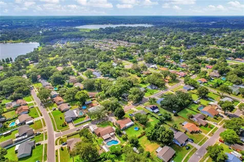 3407 King George Lane Seffner FL 33584