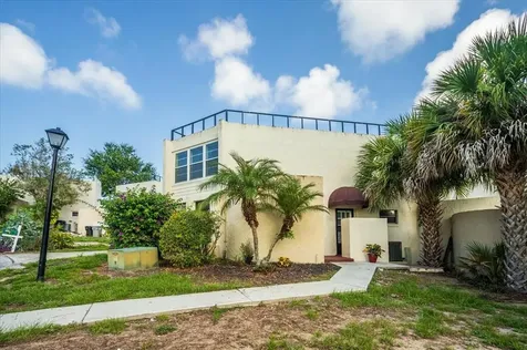 1127 Encourte Green Apopka FL 32712