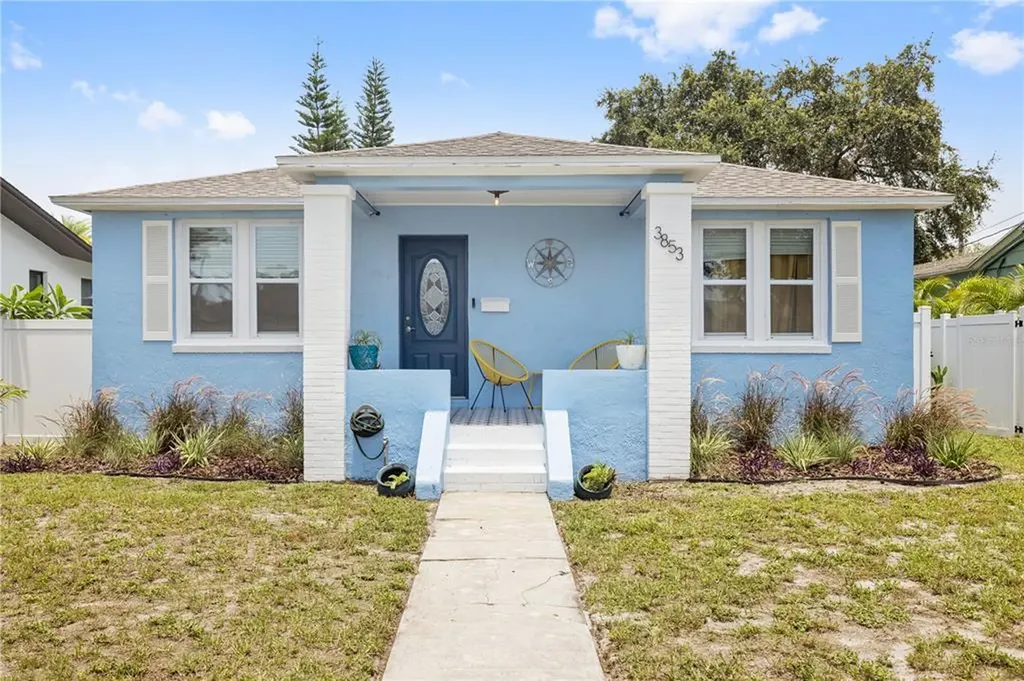 3853 Dartmouth Avenue N St Petersburg FL 33713