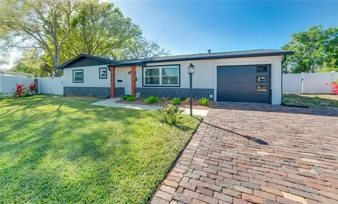 6860 22nd Circle N St Petersburg FL 33702