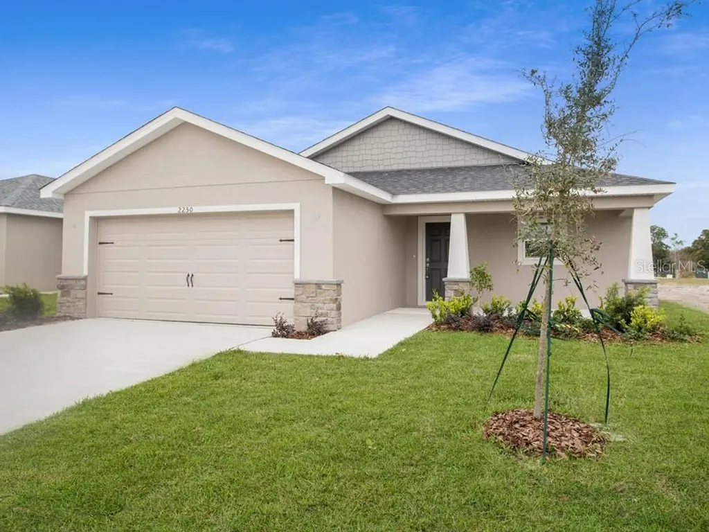 2250 Majestic Span Avenue Eagle Lake FL 33839