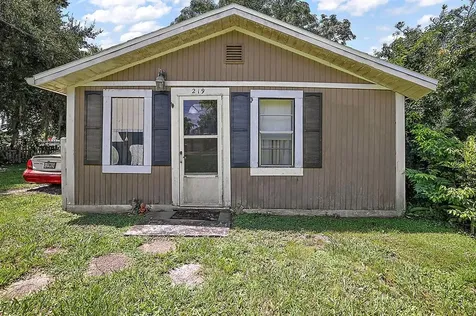 219 W Ocala Street Umatilla FL 32784