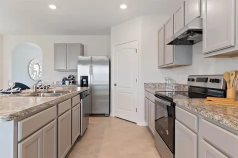 2909 Canary Lane Tavares FL 32778