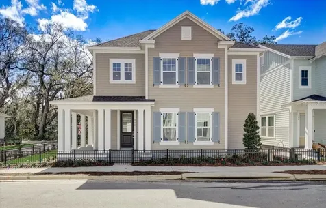 918 Mckinnon Square Winter Garden FL 34787