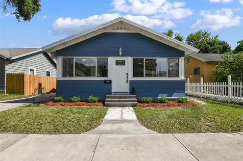 2132 44th Avenue N St Petersburg FL 33714