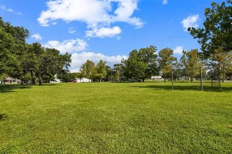 2132 44th Avenue N St Petersburg FL 33714