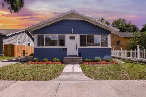 2132 44th Avenue N St Petersburg FL 33714