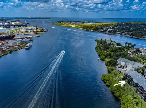 1476 Harbour Walk Road Tampa FL 33602