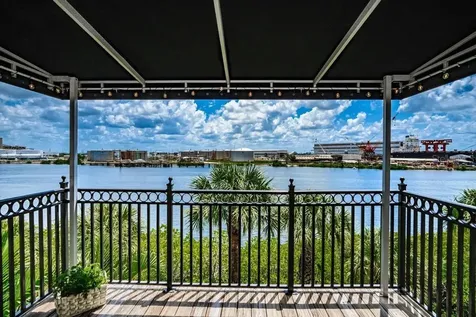 1476 Harbour Walk Road Tampa FL 33602