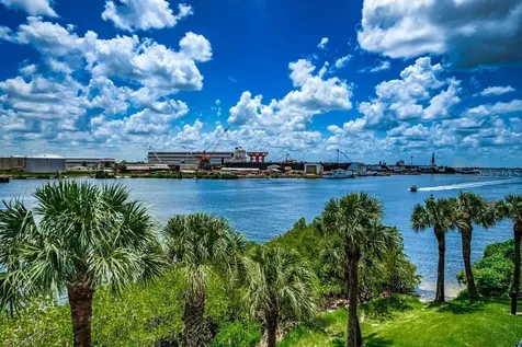 1476 Harbour Walk Road Tampa FL 33602