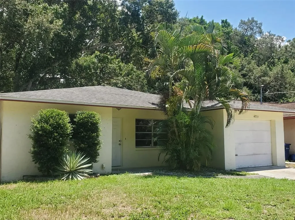 4733 Watkins Avenue Sarasota FL 34233