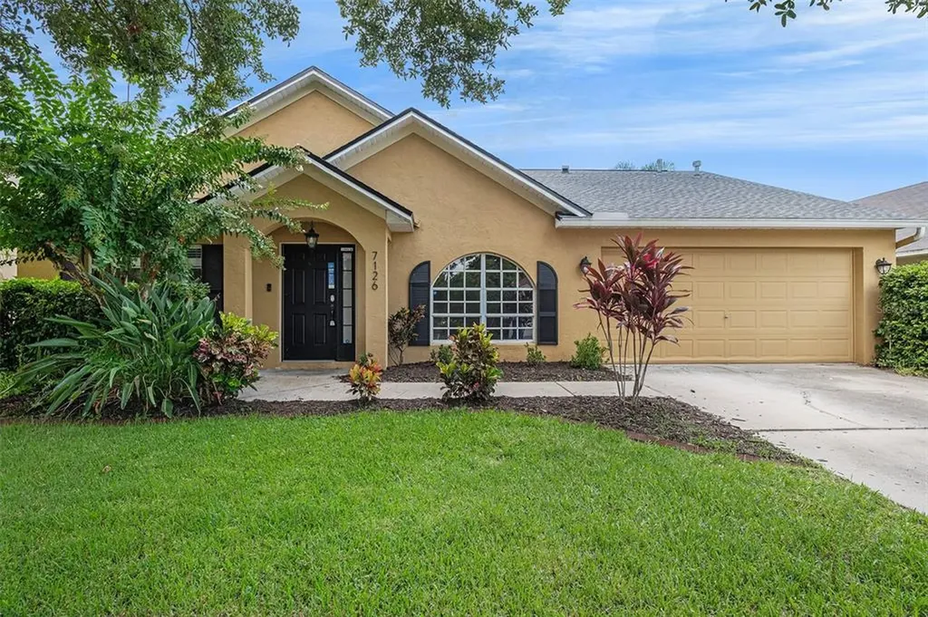 7126 Colonial Lake Drive Riverview FL 33578