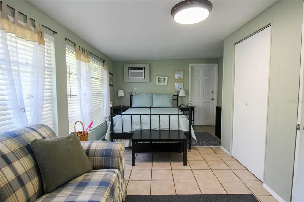 Venice FL 34285