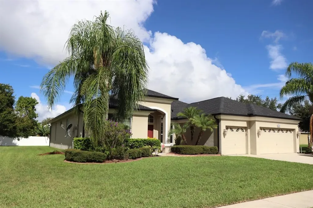3151 Twisted Oak Loop Kissimmee FL 34744