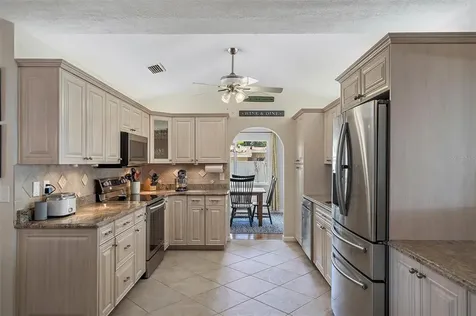 6650 10th Avenue N St Petersburg FL 33710