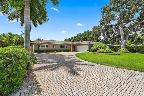 6650 10th Avenue N St Petersburg FL 33710