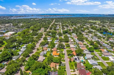 6650 10th Avenue N St Petersburg FL 33710