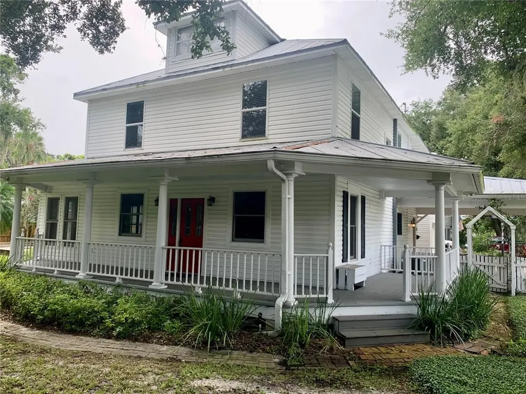 1510 Woodland Street Orlando FL 32806