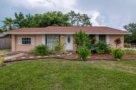 8009 Woodvine Place Tampa FL 33615