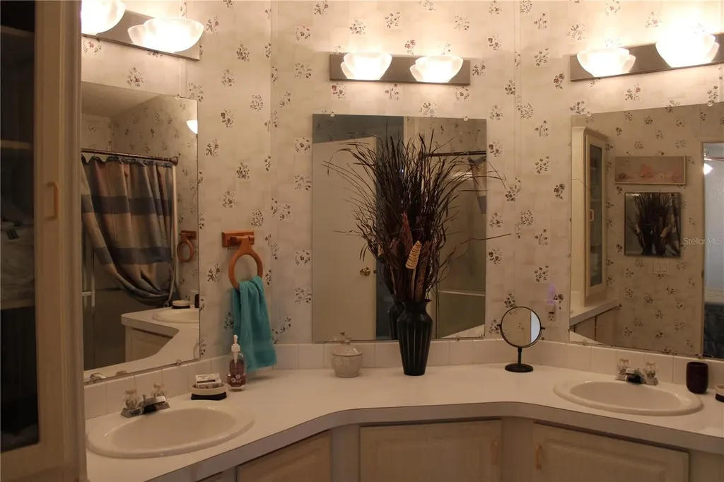 8314 Nancy Lane Ellenton FL 34222