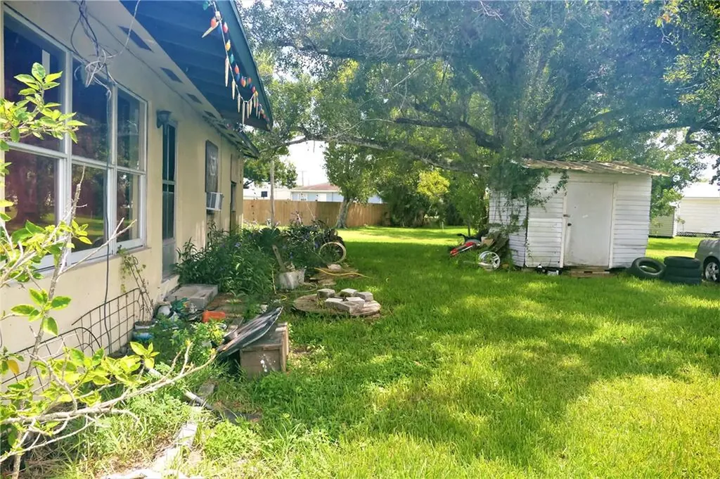 298 6th Street NW Moore Haven FL 33471