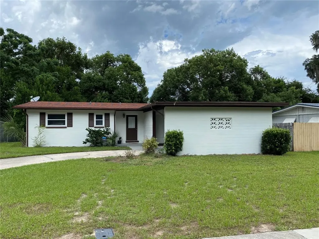 371 Plum Drive Orange City FL 32763
