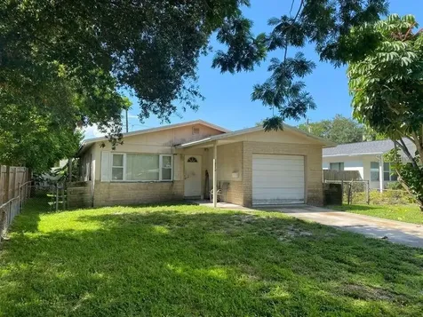 1820 Mississippi Avenue NE St Petersburg FL 33703