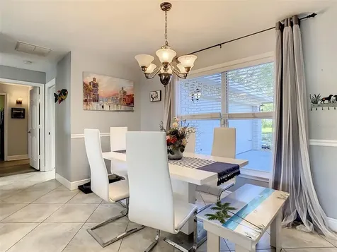1677 Bayonne Street Sarasota FL 34231