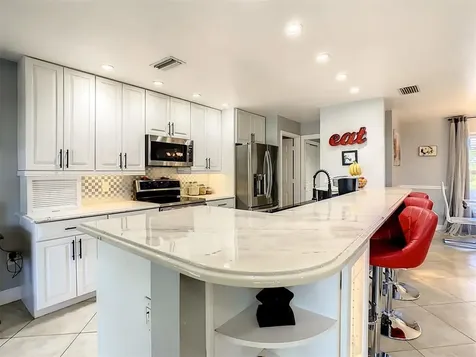 1677 Bayonne Street Sarasota FL 34231
