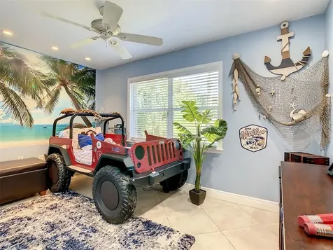 1677 Bayonne Street Sarasota FL 34231