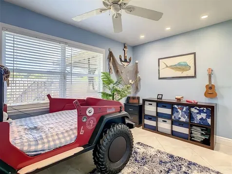 1677 Bayonne Street Sarasota FL 34231