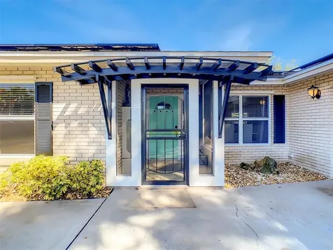 1677 Bayonne Street Sarasota FL 34231
