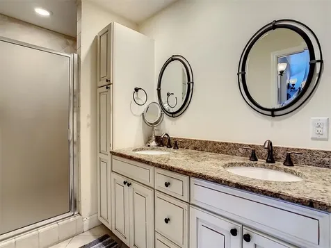 1677 Bayonne Street Sarasota FL 34231