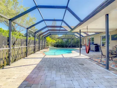 1677 Bayonne Street Sarasota FL 34231