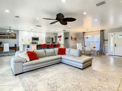 1677 Bayonne Street Sarasota FL 34231