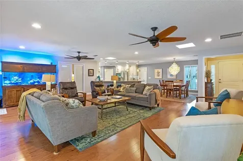 410 Melanie Way Maitland FL 32751
