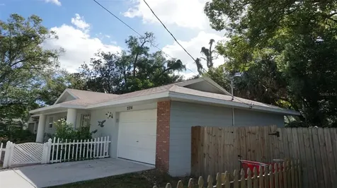7126 51st Avenue N St Petersburg FL 33709