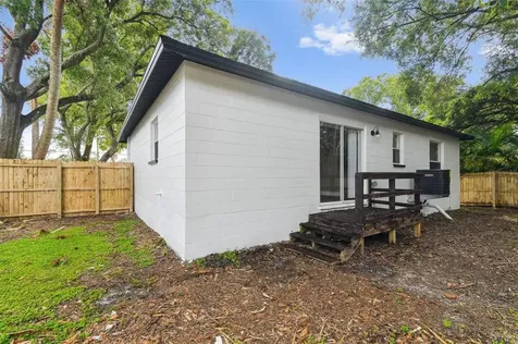 10209 Oslin Street Tampa FL 33615