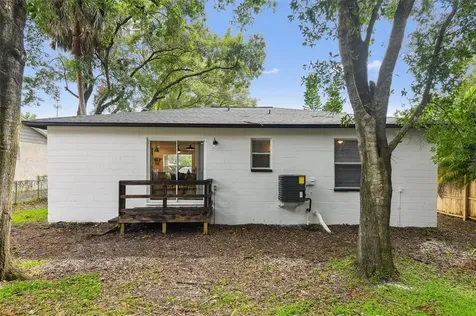 10209 Oslin Street Tampa FL 33615