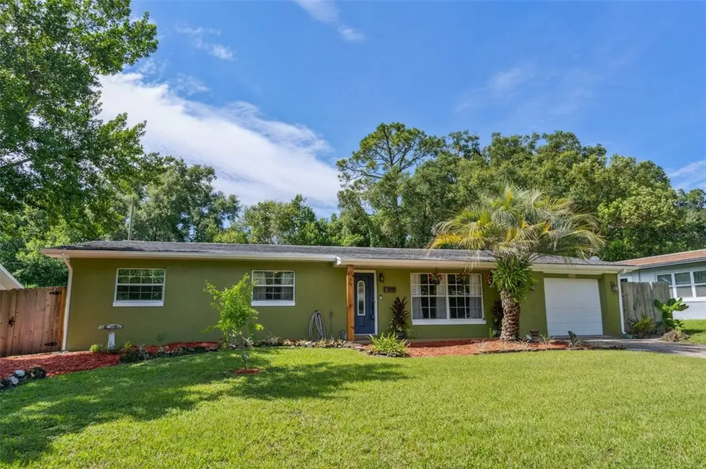 240 S Embrey Casselberry FL 32707