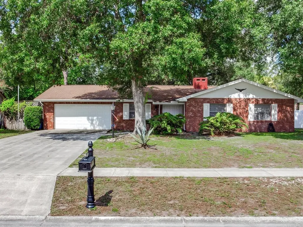 13508 Greentree Drive Tampa FL 33613