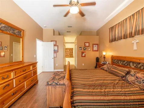 2303 Delamere Court Valrico FL 33596