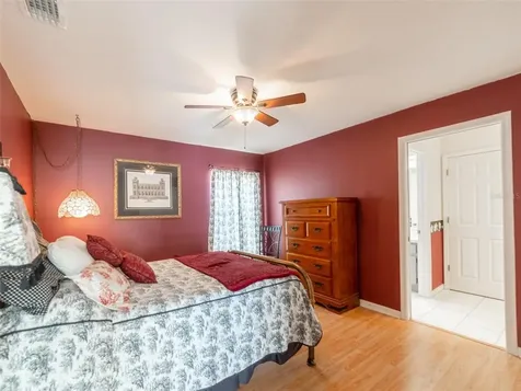 2303 Delamere Court Valrico FL 33596