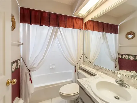 2303 Delamere Court Valrico FL 33596
