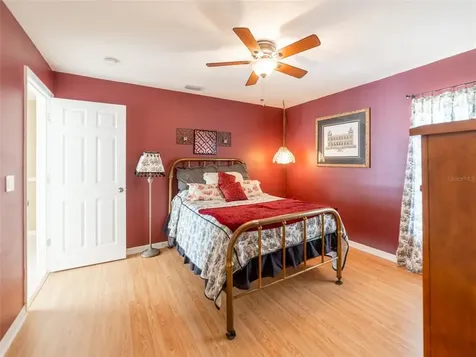 2303 Delamere Court Valrico FL 33596