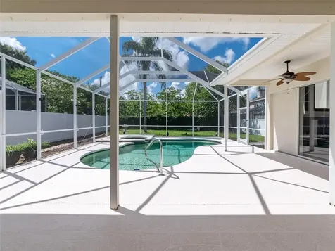 2303 Delamere Court Valrico FL 33596