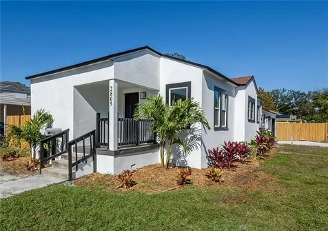 2805 10th Avenue N St Petersburg FL 33713