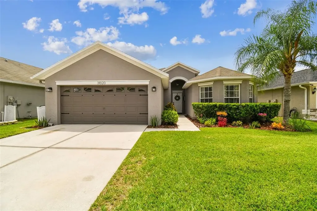 31020 Stone Arch Avenue Wesley Chapel FL 33545