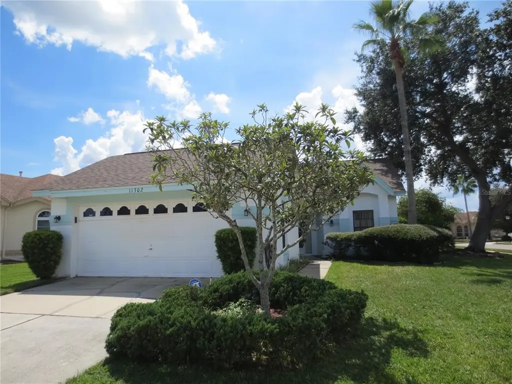 11302 Pink Blossom Court Orlando FL 32821