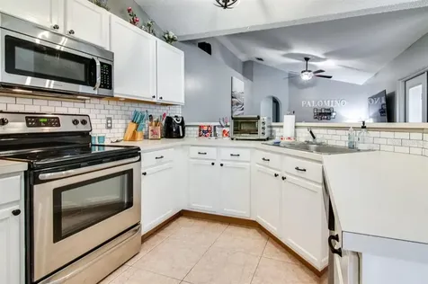 6193 Kinlock Avenue Spring Hill FL 34608